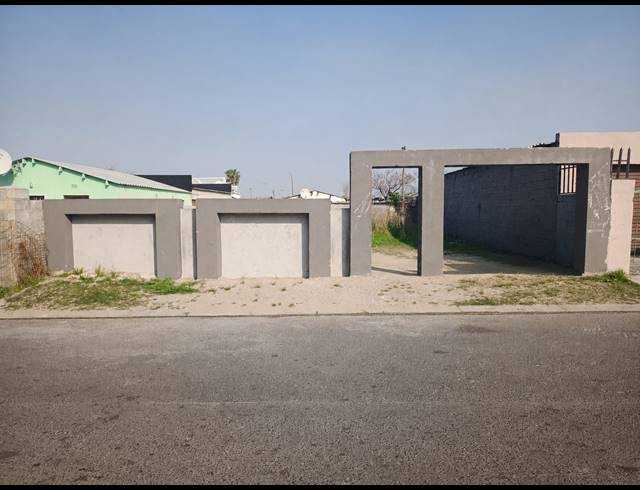 208M² VACANT LAND FOR SALE IN PALM PARK